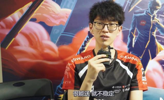 握在他手里 握在他手里